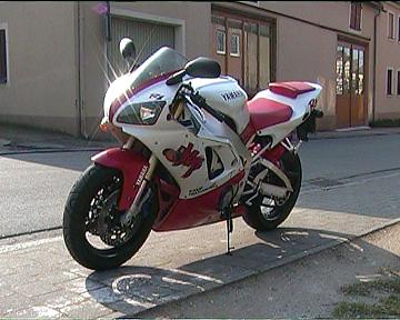 r1_links.jpg 25KB